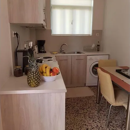 Ellis With Private Entrance And Veranda Apartment Chania (Crete)