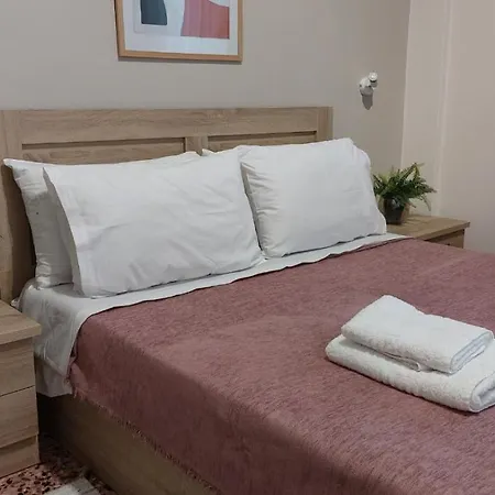 Ellis With Private Entrance And Veranda Apartment Chania (Crete)