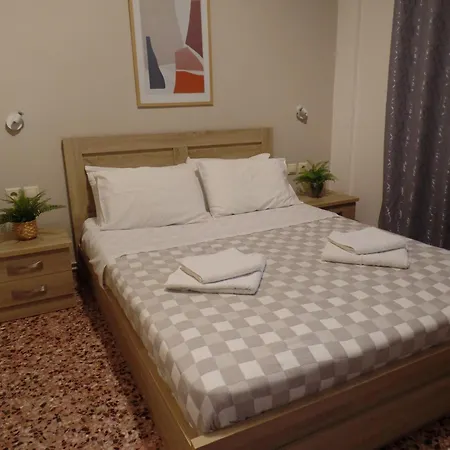 Apartment Ellis With Private Entrance And Veranda