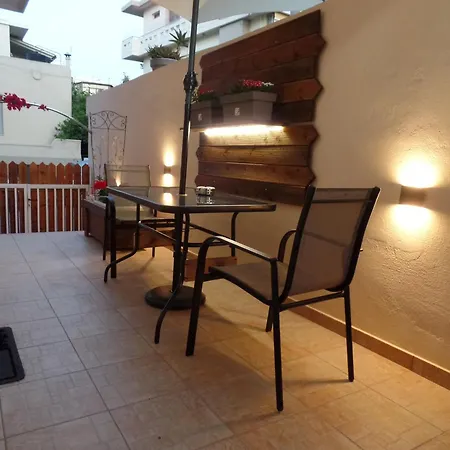 Apartment Ellis With Private Entrance And Veranda *